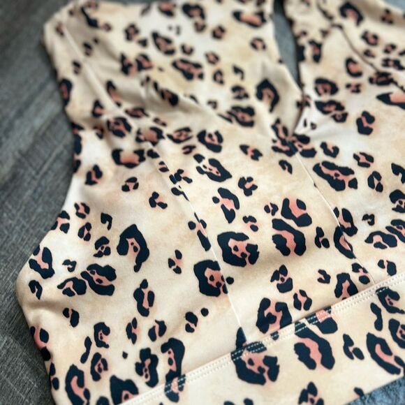 Fabletics On-The- Go Large Leopard Print Sports Bra with Cut Out - Picture 3 of 9